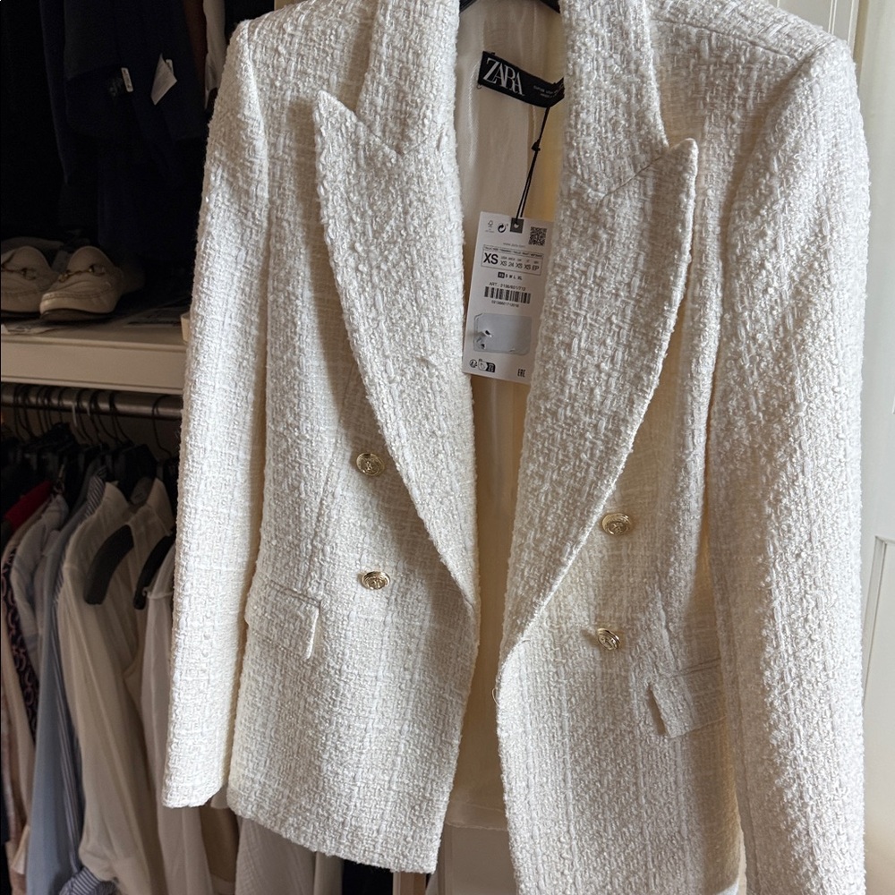 Zara Women's Cream Textured Blazer